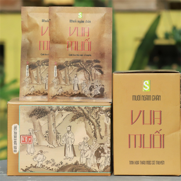 Muối ngâm chân Vua Muối 50g (Hộp 10 gói)